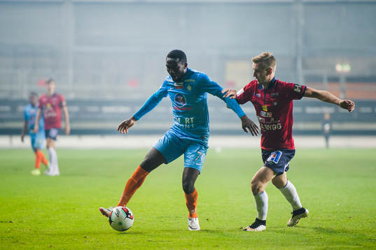 Athletics Chidi Omeje och Örgrytes Sebastian Ohlsson