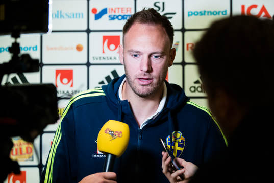 Andreas Granqvist i mixed zone