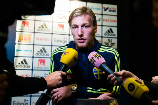 Emil Forsberg i mixed zone