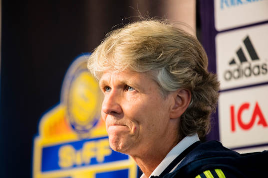 Sveriges förbundskapten för damfotbollslandslaget, Pia