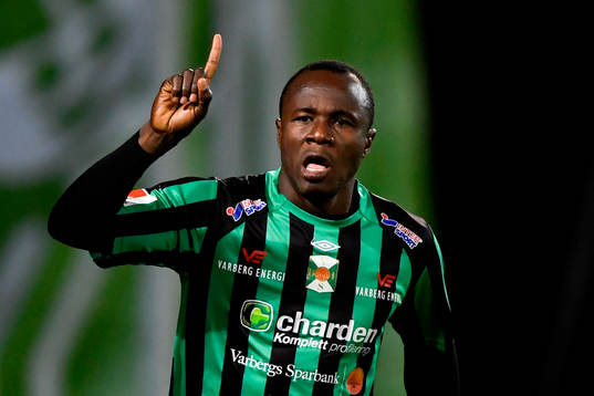 Varbergs Nsima Peter jublar