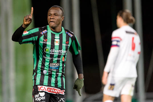 Varbergs Nsima Peter jublar