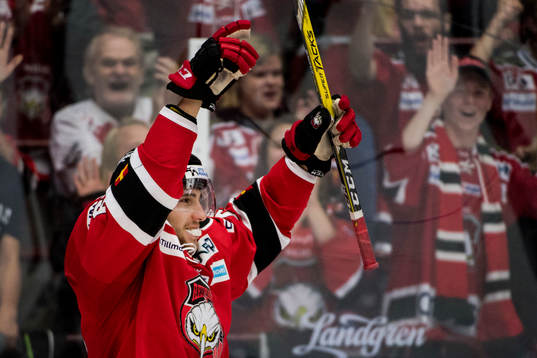 Malmö Redhawks Konstantin Komarek jublar