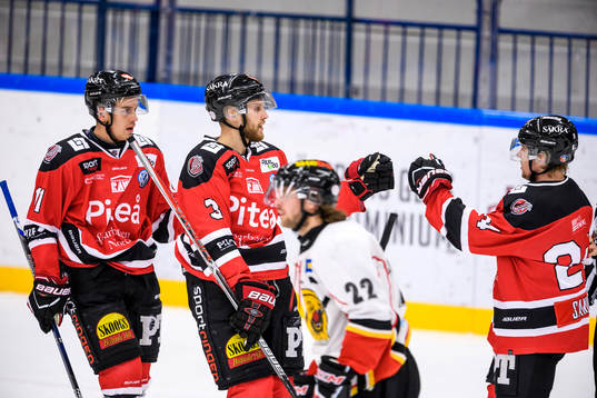 Piteås Sebastian Harila (m) jublat