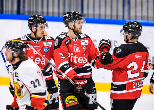 Piteås Sebastian Harila (m) jublat