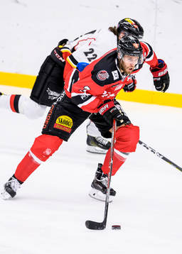 Piteås Sebastian Harila med pucken