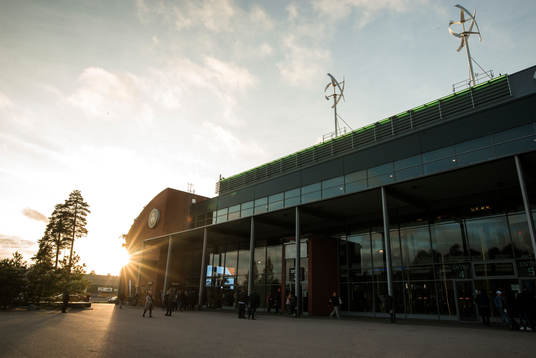 Entrén till Gavlerinken Arena före ishockeymatchen i SHL