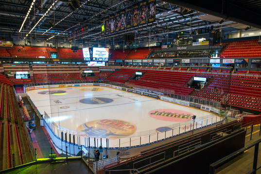 Översiktsbild inne på Gavlerinken Arena före
