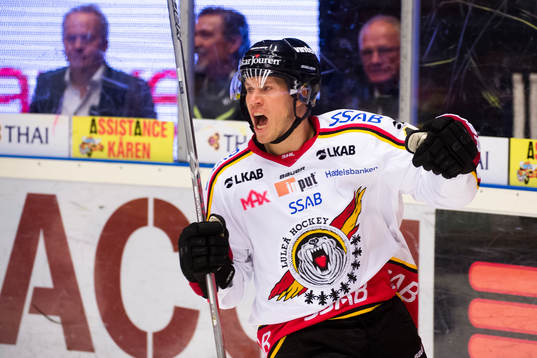 Luleås Andreas Falk jublar