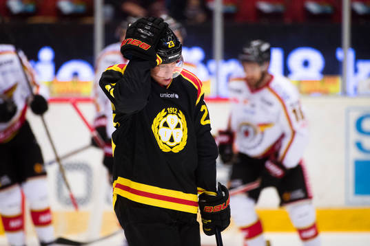 Brynäs Lucas Carlsson deppar