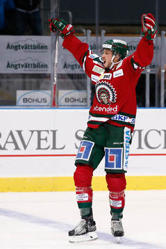 Frölundas Sebastian Stålberg jublar