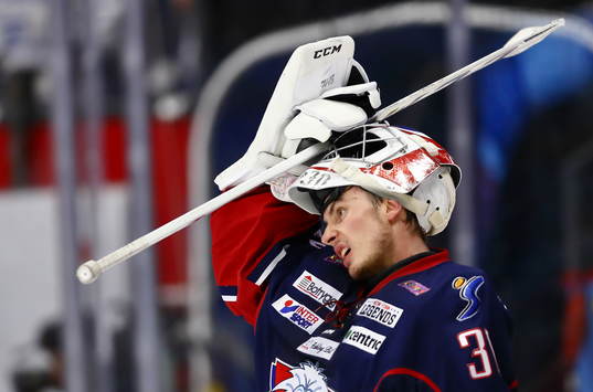 Linköpings målvakt Jacob Johansson har just räddat en