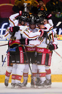 Luleås Bill Sweatt jublar