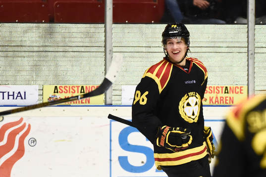Brynäs Oskar Lindblom jublar