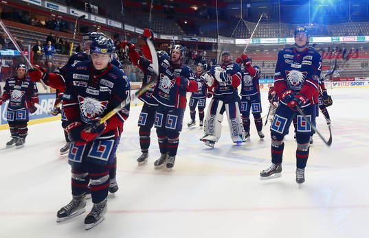 Linköpings spelare jublar