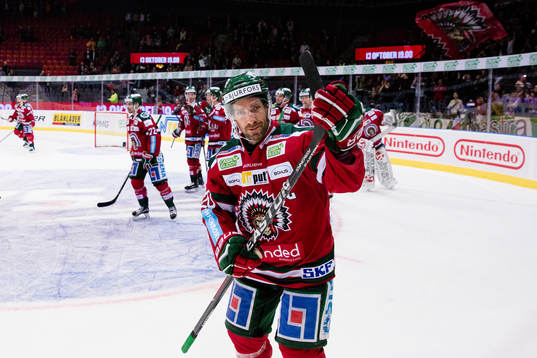 Frölundas Joel Lundqvist tackar publiken