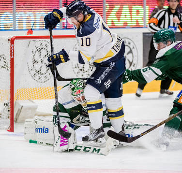 s Martin Thörnberg i en närkamp