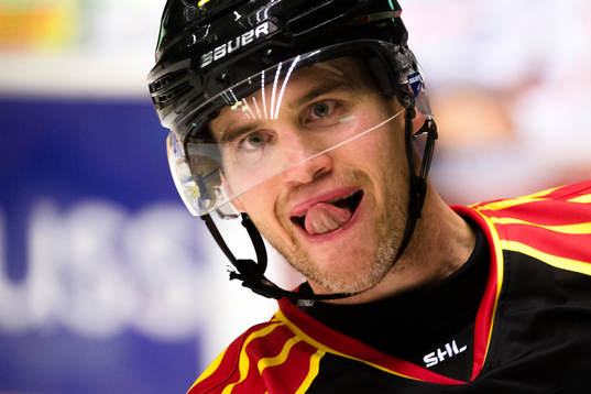 Brynäs Daniel Paille jublar