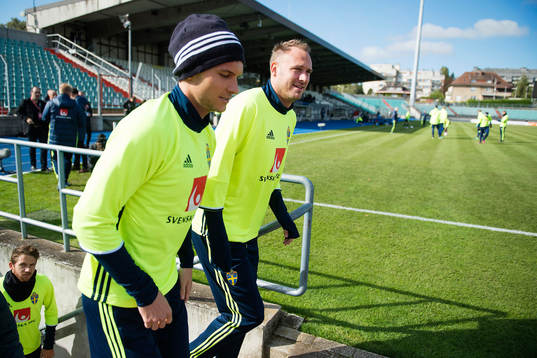 Sveriges Albin Ekdal och Andreas Granqvist