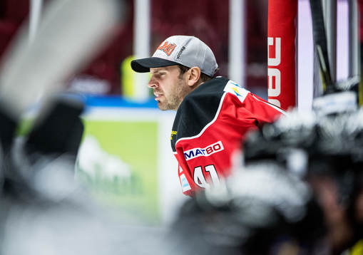 Malmö Redhawks målvakt Cristopher Nihlstorp i båset