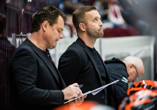 Örebros tränare Lars Ivarsson och tränare Johan Tornberg