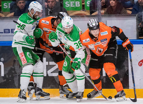 Rögles Kevin Marshall och Filip Karlsson  samt Karlskronas