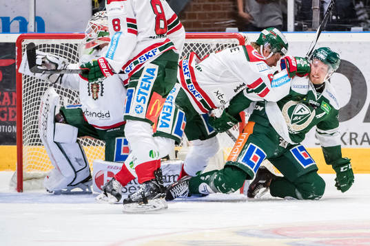 Frölundas Kristoffer Gunnarsson och Färjestads Alexander