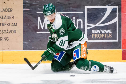 Färjestads Björn Svensson trillar