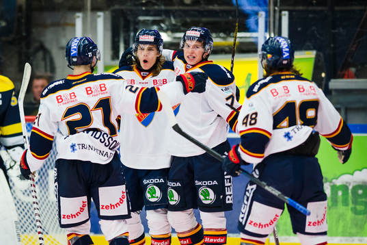 Djurgårdens Jonathan Davidsson, Axel Jonsson-Fjällby,