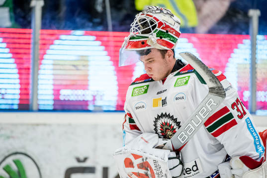 Frölundas målvakt Johan Gustafsson deppar