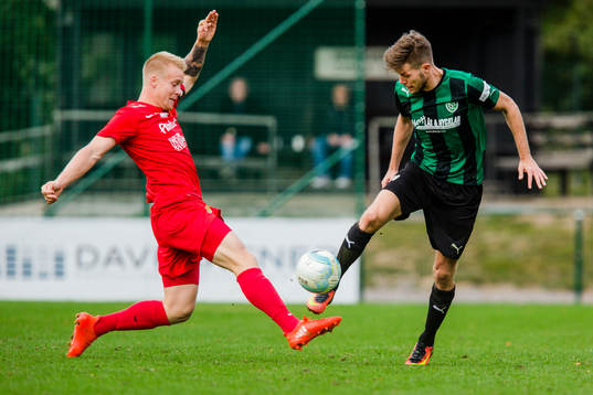 Torslandas Pontus Johansson och Högaborgs Mathias Lindgren