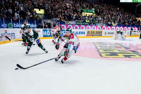 Färjestads Andreas Jämtin och Frölundas Johan Sundström
