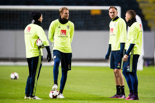Sveriges Oscar Wendt, Ola Toivonen, Andreas Granqvist och