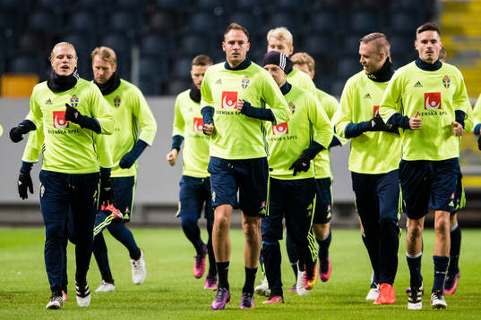 Sveriges Oscar Hiljemark, Andreas Granqvist och Mikael