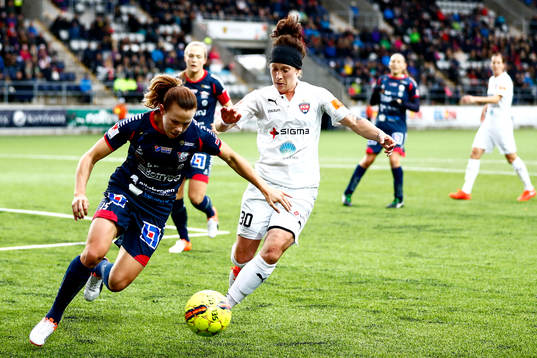 Linköpings Jessica Samuelsson och Rosengårds Ella Masar