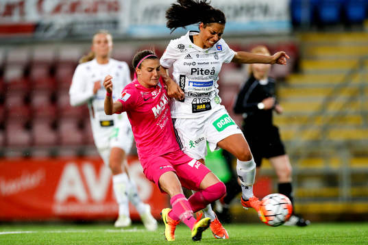 Piteås Tempest-Marie Norlin och Eskilstunas Chloe Logarzo