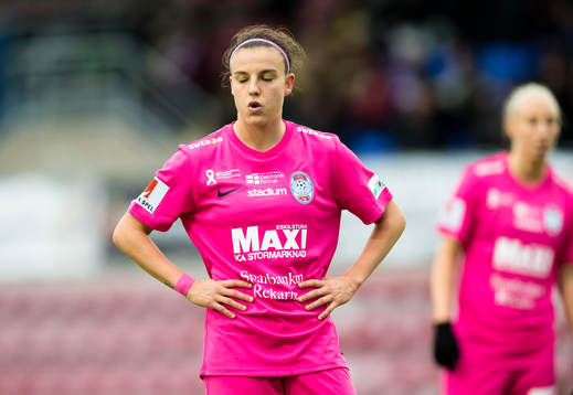 Eskilstunas Chloe Logarzo reagerar