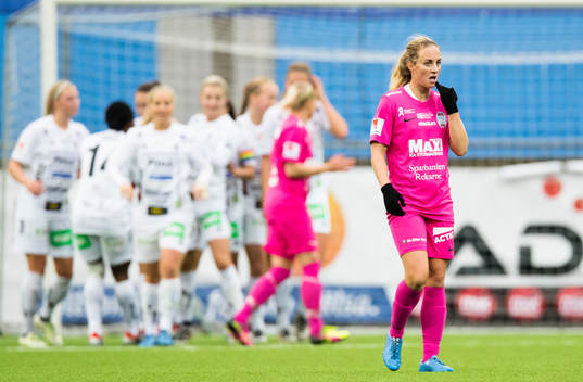 Eskilstunas Ingrid Schjelderup ser deppig ut