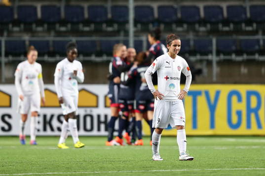 Rosengårds Natasa Andonova deppar