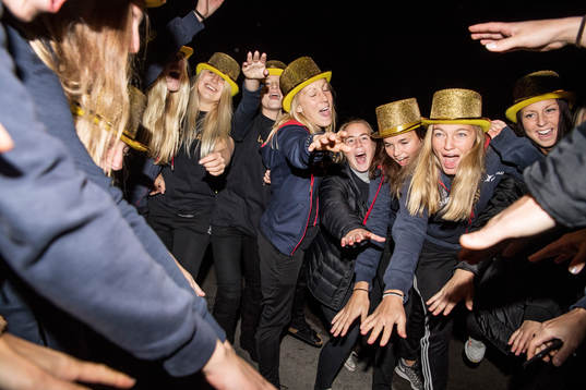 Bläddra bland fler bilder av Fotboll, Elitettan, Dam, LB07 firar hemma i Limhamn