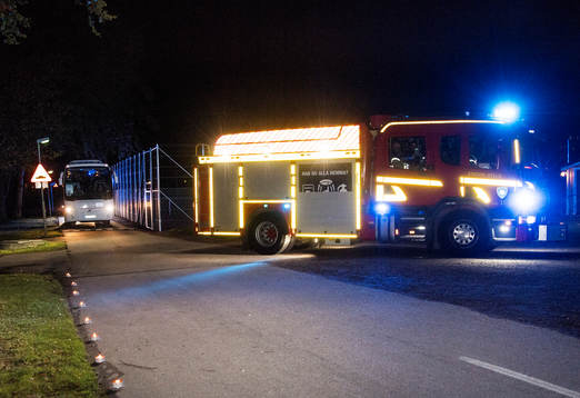 LB07 blev eskorterade av brandkåren när det var dags för
