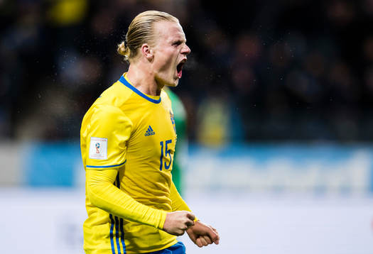 Sveriges Oscar Hiljemark jublar