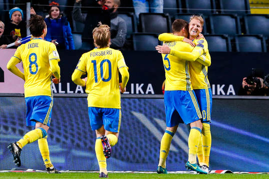 Sveriges Albin Ekdal , Emil Forsberg , Ola Toivonen och