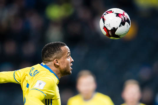 Sveriges Martin Olsson med en nick