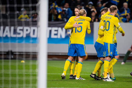Sveriges Albin Ekdal kramar om Oscar Hiljemark