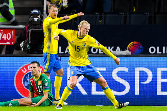 Sveriges Oscar Hiljemark jublar