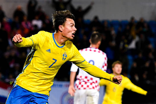 Sveriges Melker Hallberg  jublar