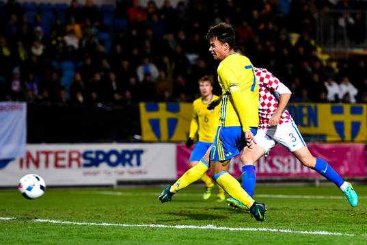 Sveriges Melker Hallberg gör 3-1