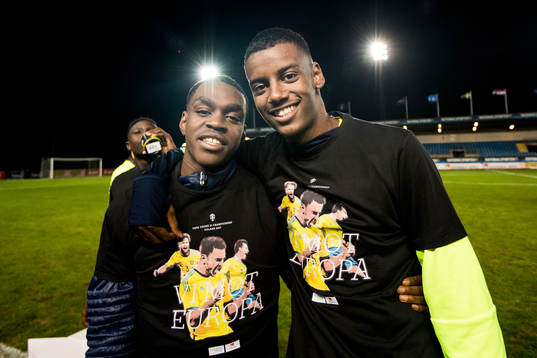 Sveriges Joel Asoro och Alexander Isak