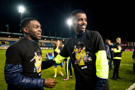 Sveriges Joel Asoro och Alexander Isak
